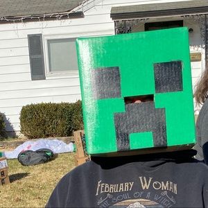 Meet your Posher, Tonya